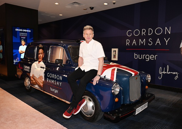 Gordon Ramsay Burger at Flamingo Las Vegas_Grand Opening_Gordon Ramsay_DSC_0977_dBqRTjQC 600