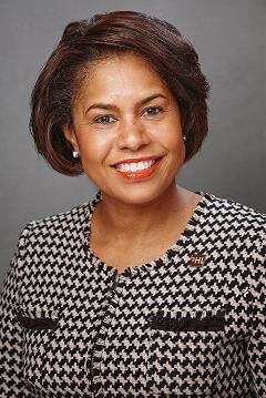 Julie_Coker_Graham_Headshot_021517_small