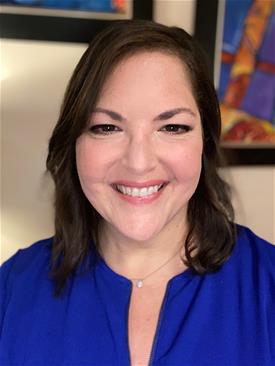 Headshot 2022 Dana Lambersky