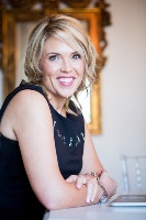 Lori Keeton Headshot