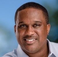 ricardo hicks cropped