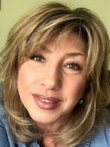 Crystal_s_headshot__2_