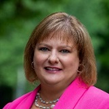 headshot---zeravsky-tara-3(2020)