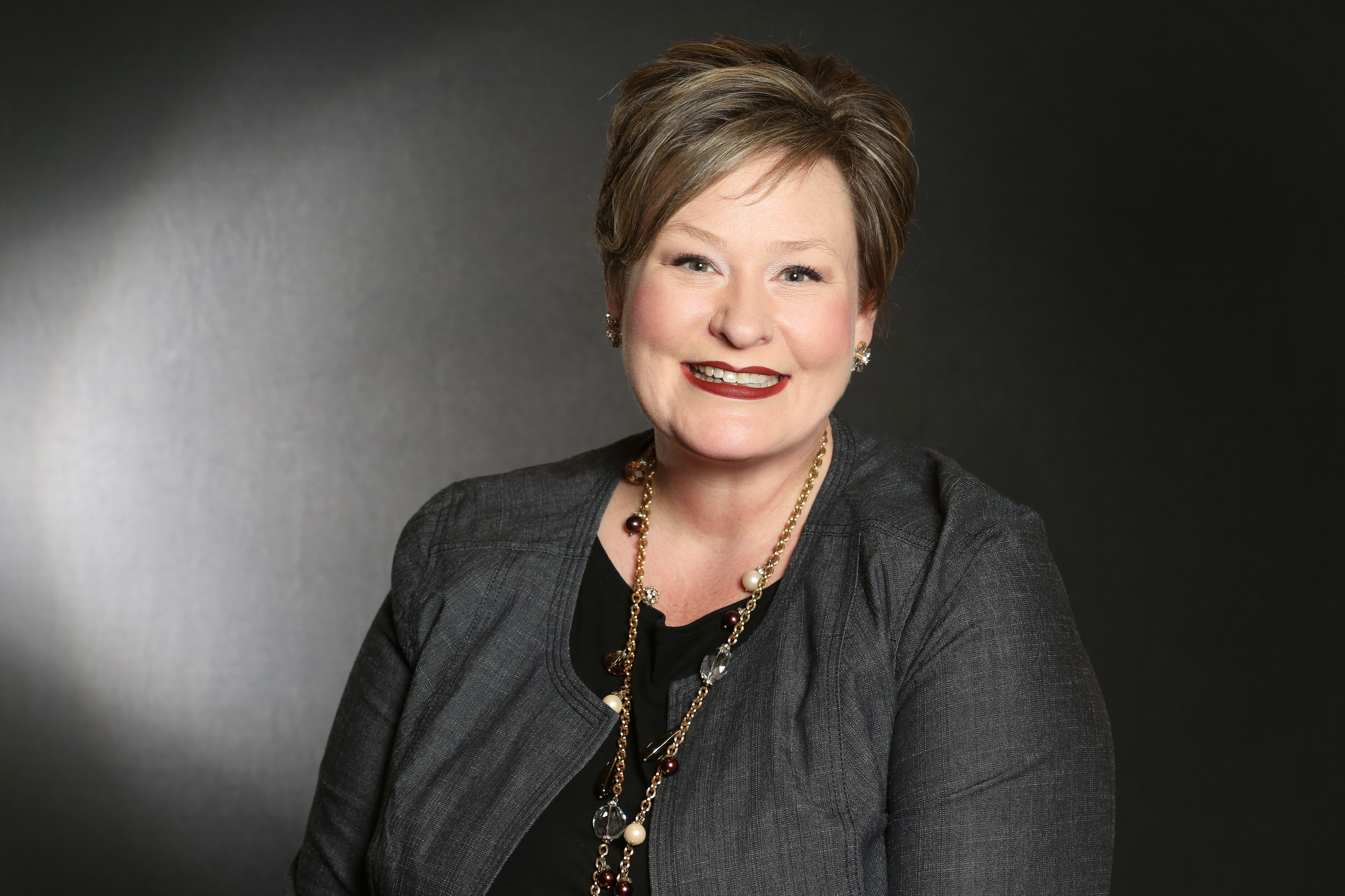 Emily Perkins Headshot