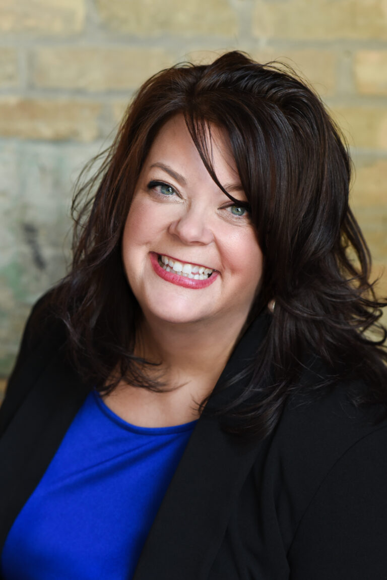 057_Georgia-Meyers-Headshots-2019-1-768x1150