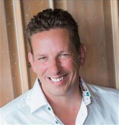 AlexanderDeHilster AlexanderDeHilster