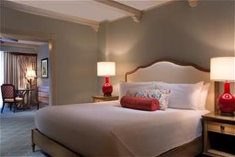 HB_MainTower1BedroomBedroom_v1_current