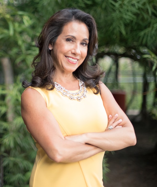 louisa-jewell-headshot-pt2-HIRES-