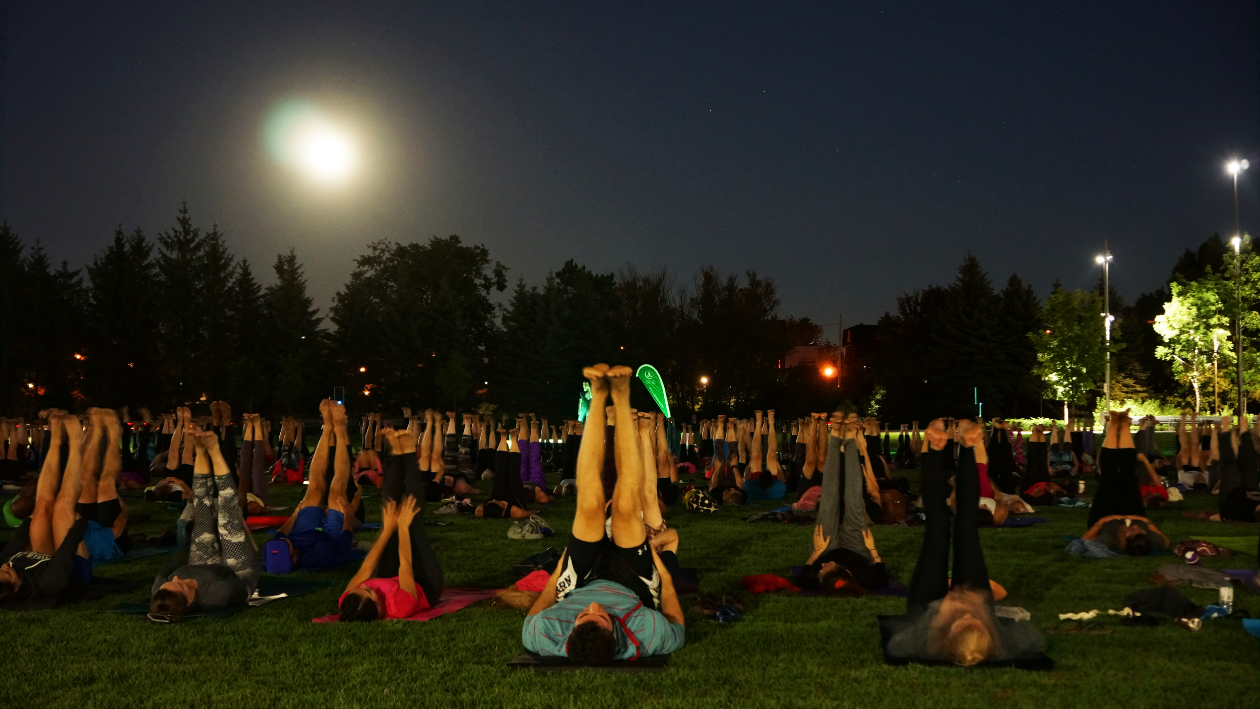2-Full-Moon-Yoga-at-Lansdowne-Park-DSC09945-credit-Noriko-N