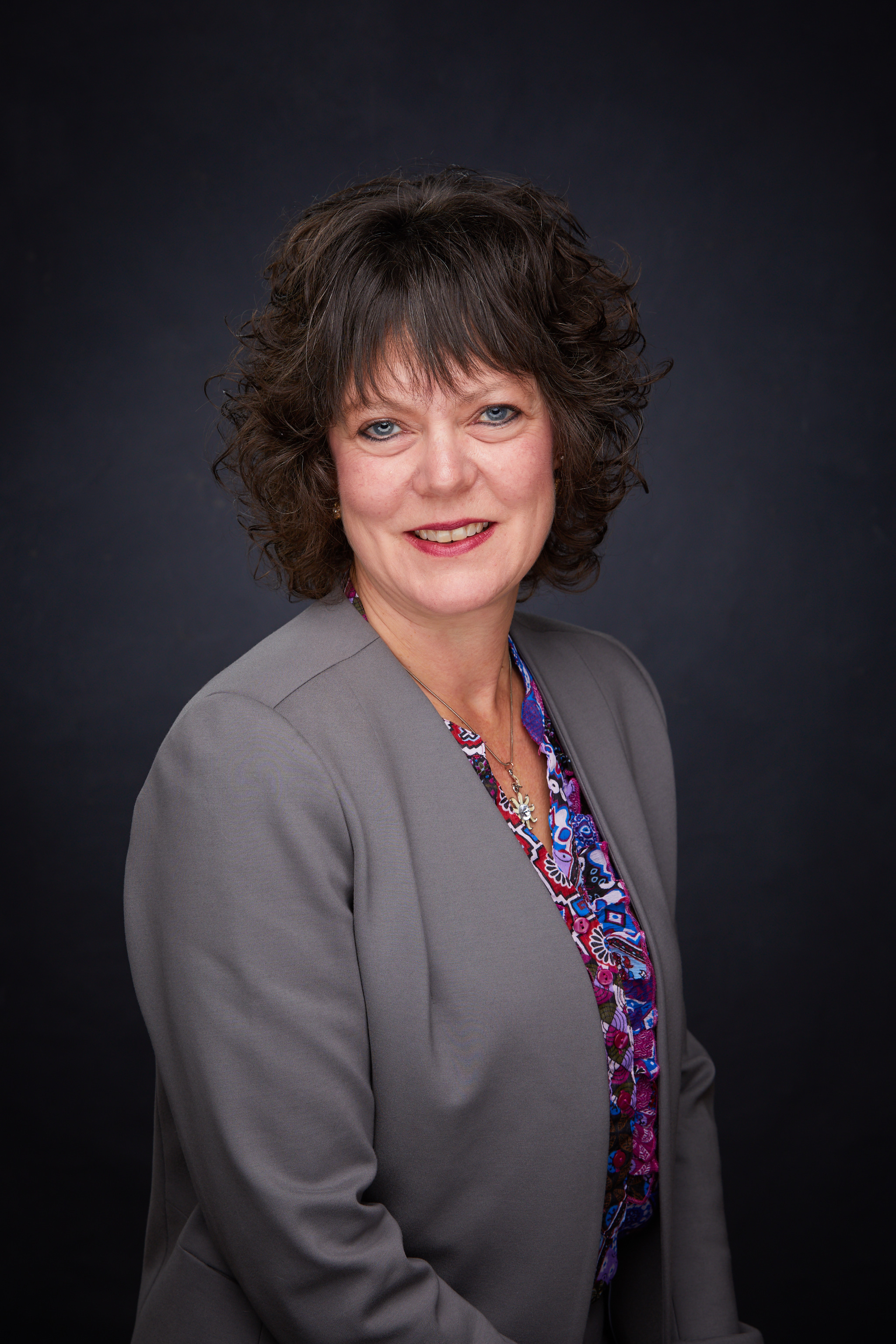 Cindy Headshot LCM 4