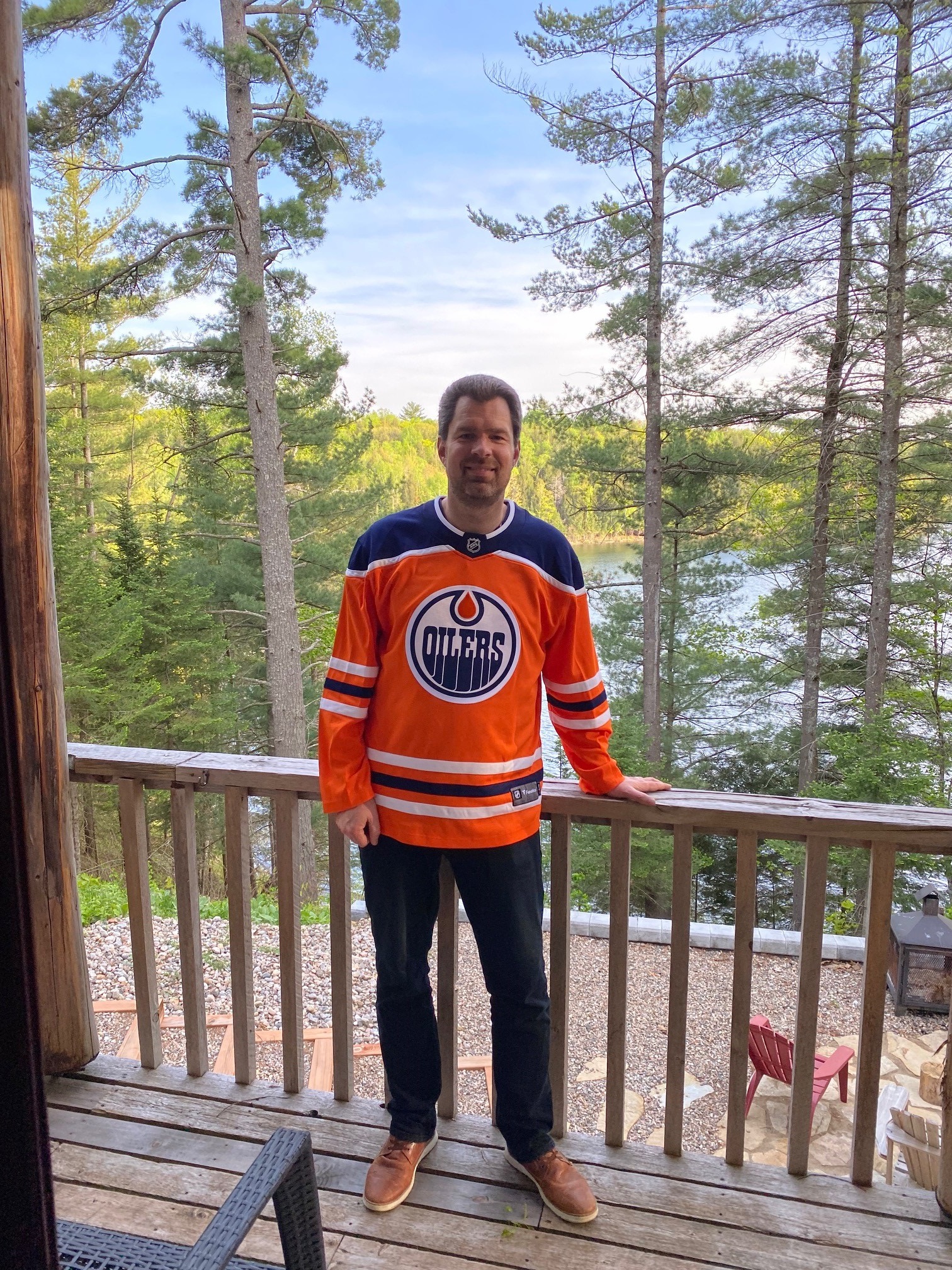 Des Oilers Shirt at Cottage
