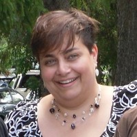 Riccarda G. Headshot