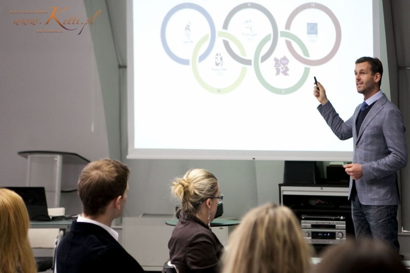 800x600mAUTOcWHITE10