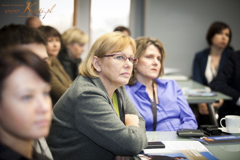 800x600mAUTOcWHITE11