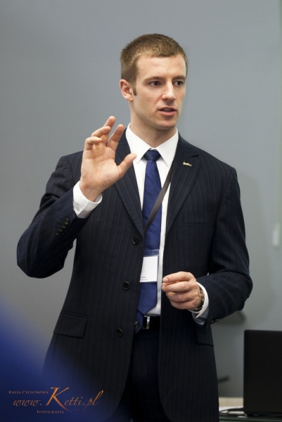 800x600mAUTOcWHITE17