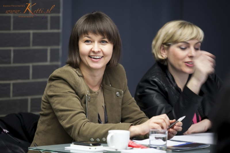 800x600mAUTOcWHITE18