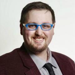 Alex Plaxen Headshot square