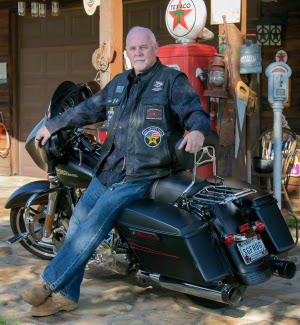 Steven Foster Headshot 1a