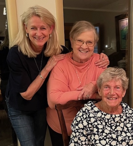 Kitty Ratcliffe, Beverly Kinkade, Helen Comer Kitty Ratcliffe, Beverly Kinkade and Helen Comer